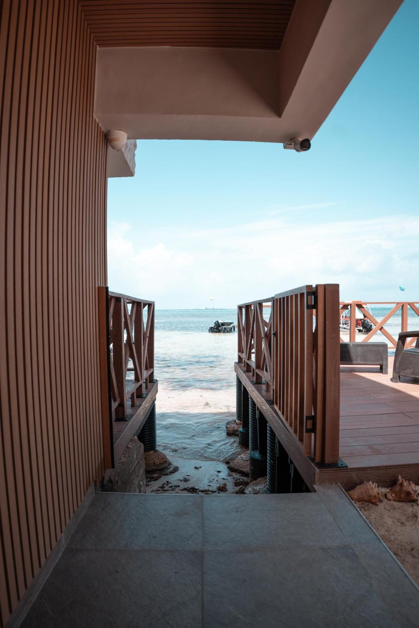 Mangrove Bay Islas Hotel